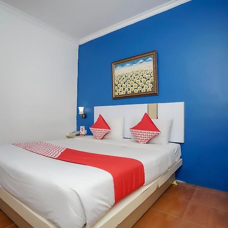 Oyo 575 Blessing Hotel Παλεμπάνγκ Εξωτερικό φωτογραφία