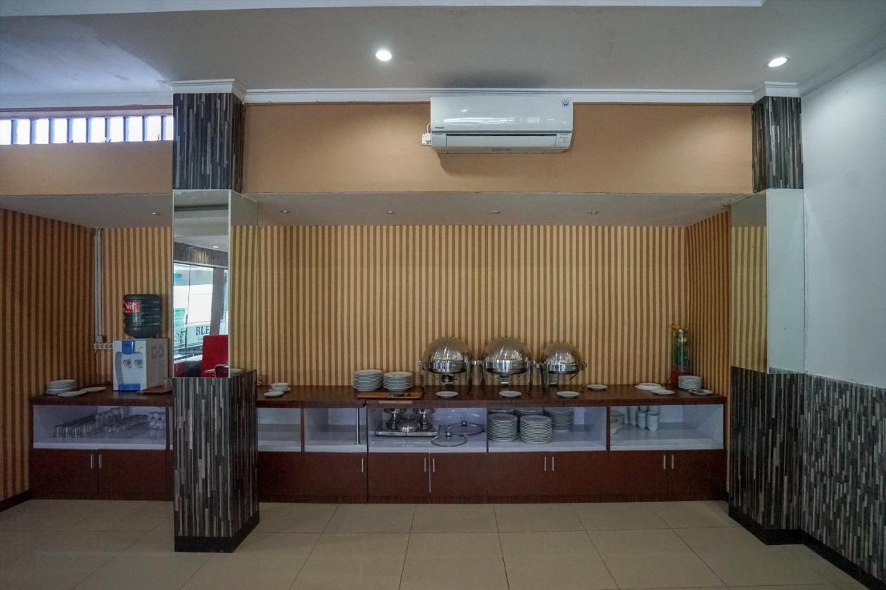 Oyo 575 Blessing Hotel Παλεμπάνγκ Εξωτερικό φωτογραφία