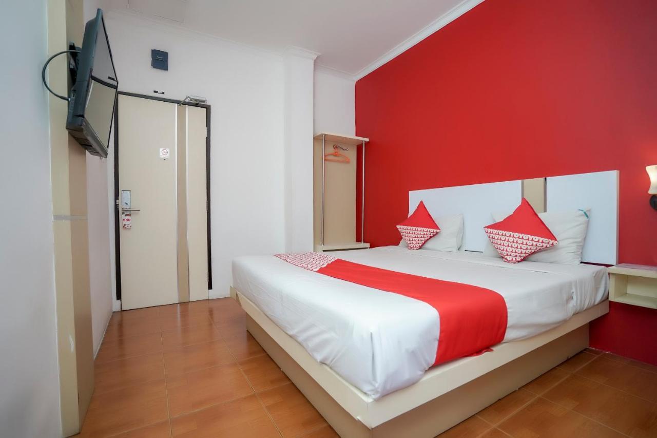 Oyo 575 Blessing Hotel Παλεμπάνγκ Εξωτερικό φωτογραφία